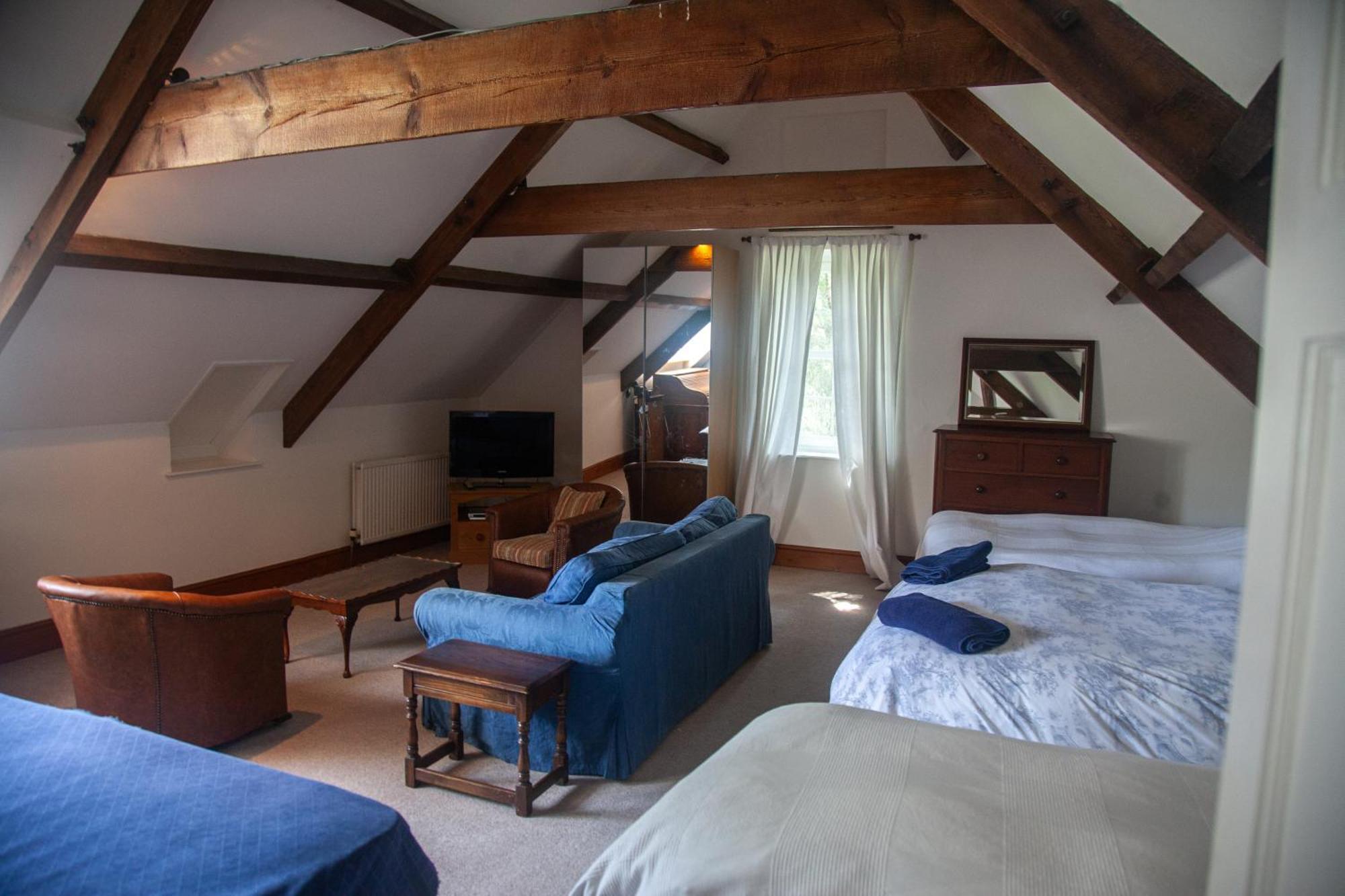 Clemenstone House B&B Каубридж Екстериор снимка