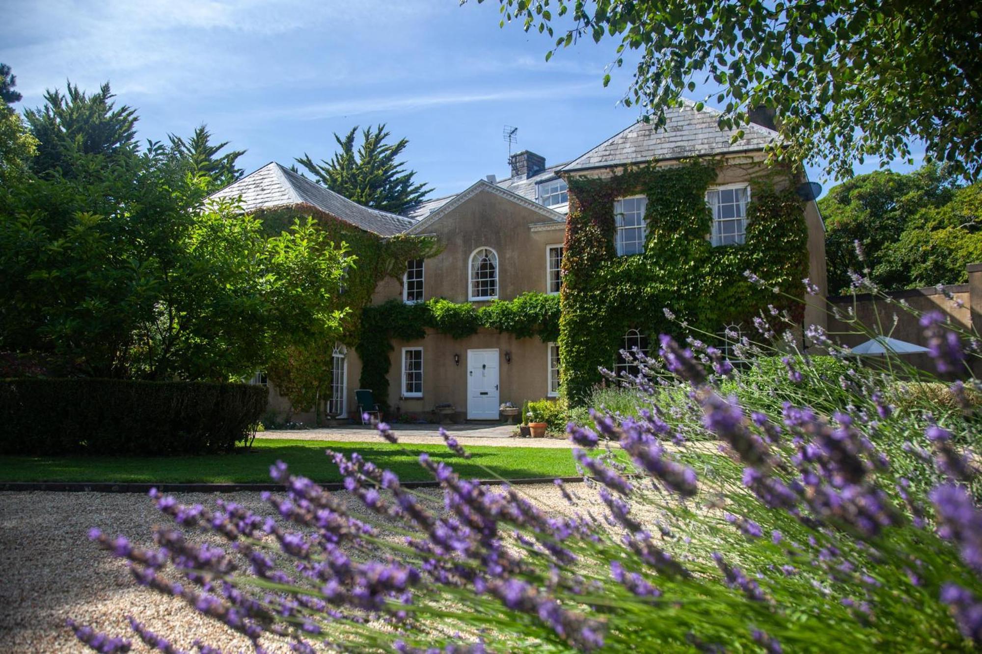 Clemenstone House B&B Каубридж Екстериор снимка