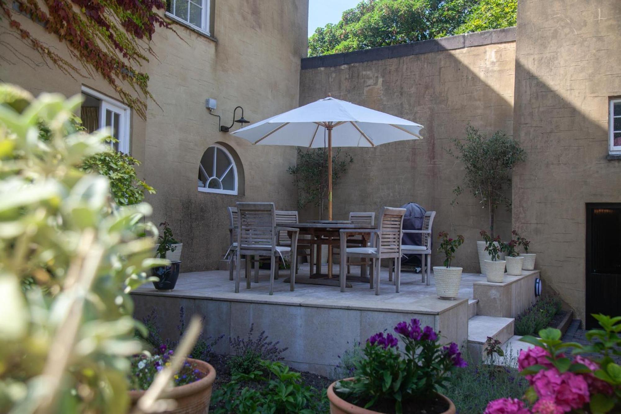 Clemenstone House B&B Каубридж Екстериор снимка